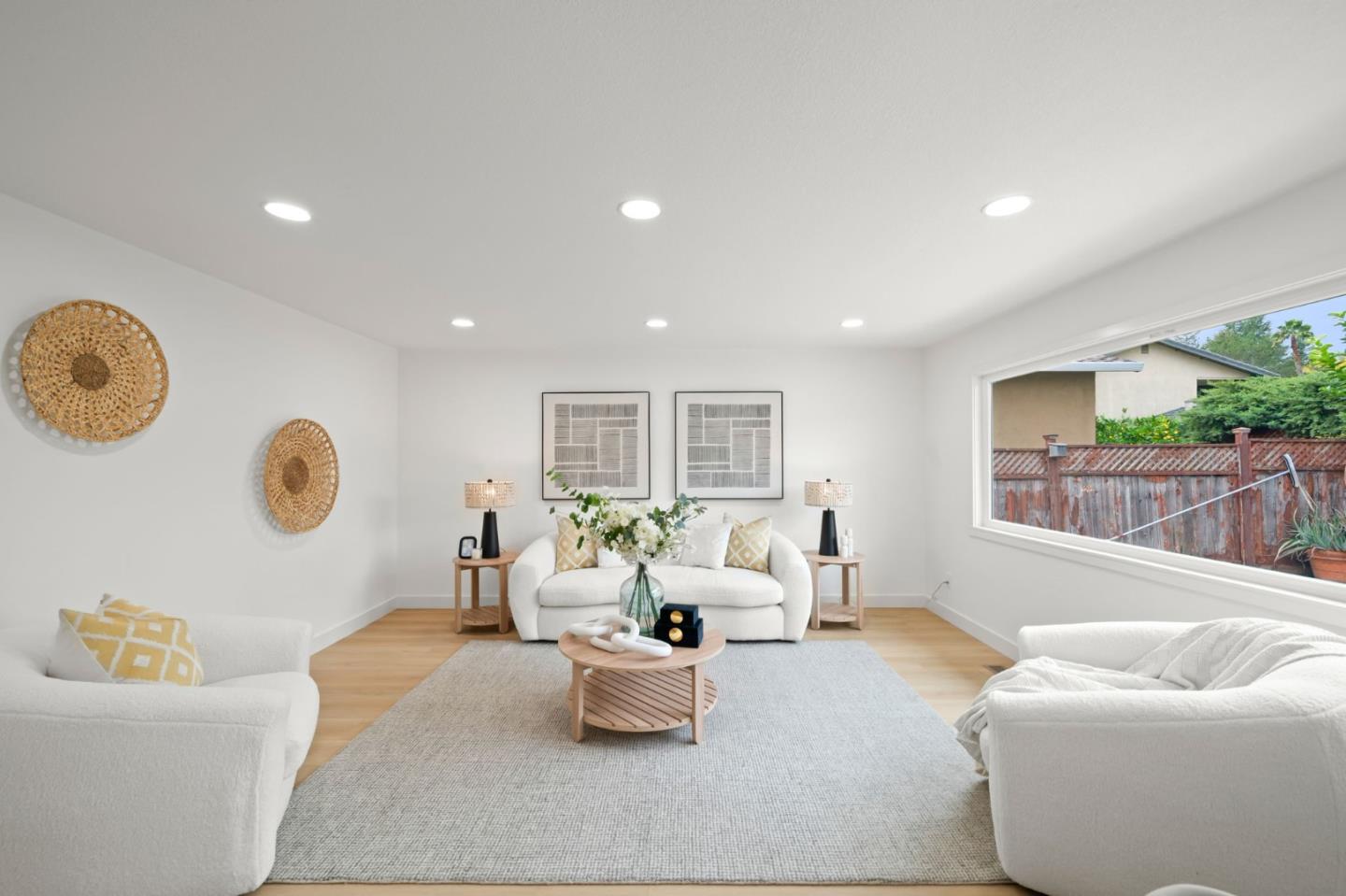 Detail Gallery Image 10 of 41 For 52 Leland Dr, Novato,  CA 94947 - 4 Beds | 2 Baths