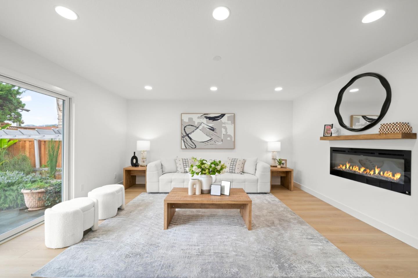 Detail Gallery Image 19 of 41 For 52 Leland Dr, Novato,  CA 94947 - 4 Beds | 2 Baths