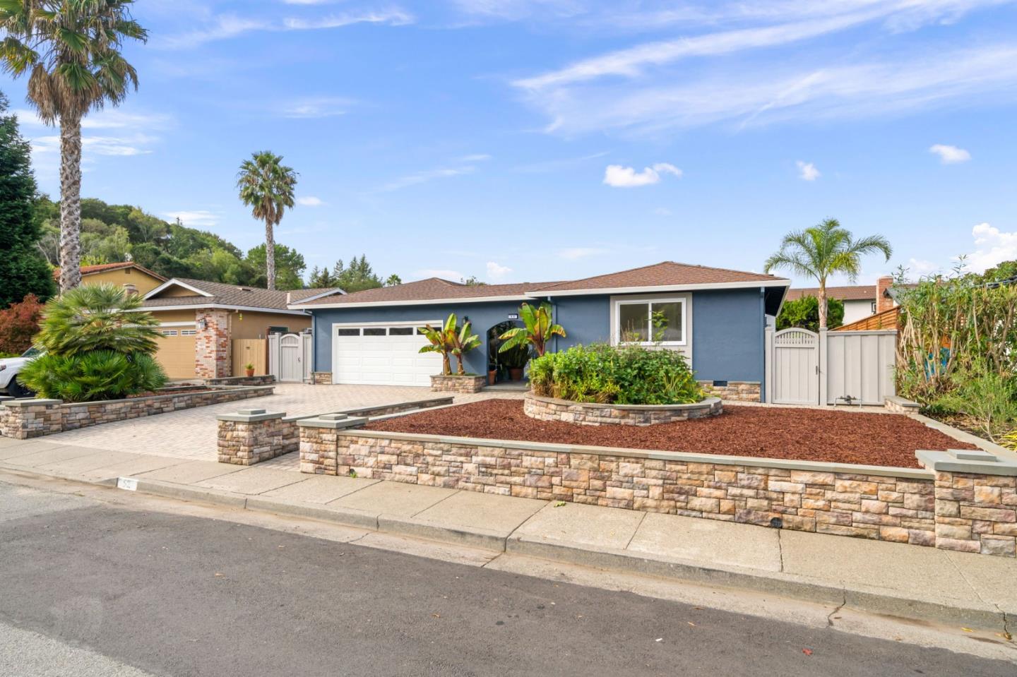 Detail Gallery Image 3 of 41 For 52 Leland Dr, Novato,  CA 94947 - 4 Beds | 2 Baths