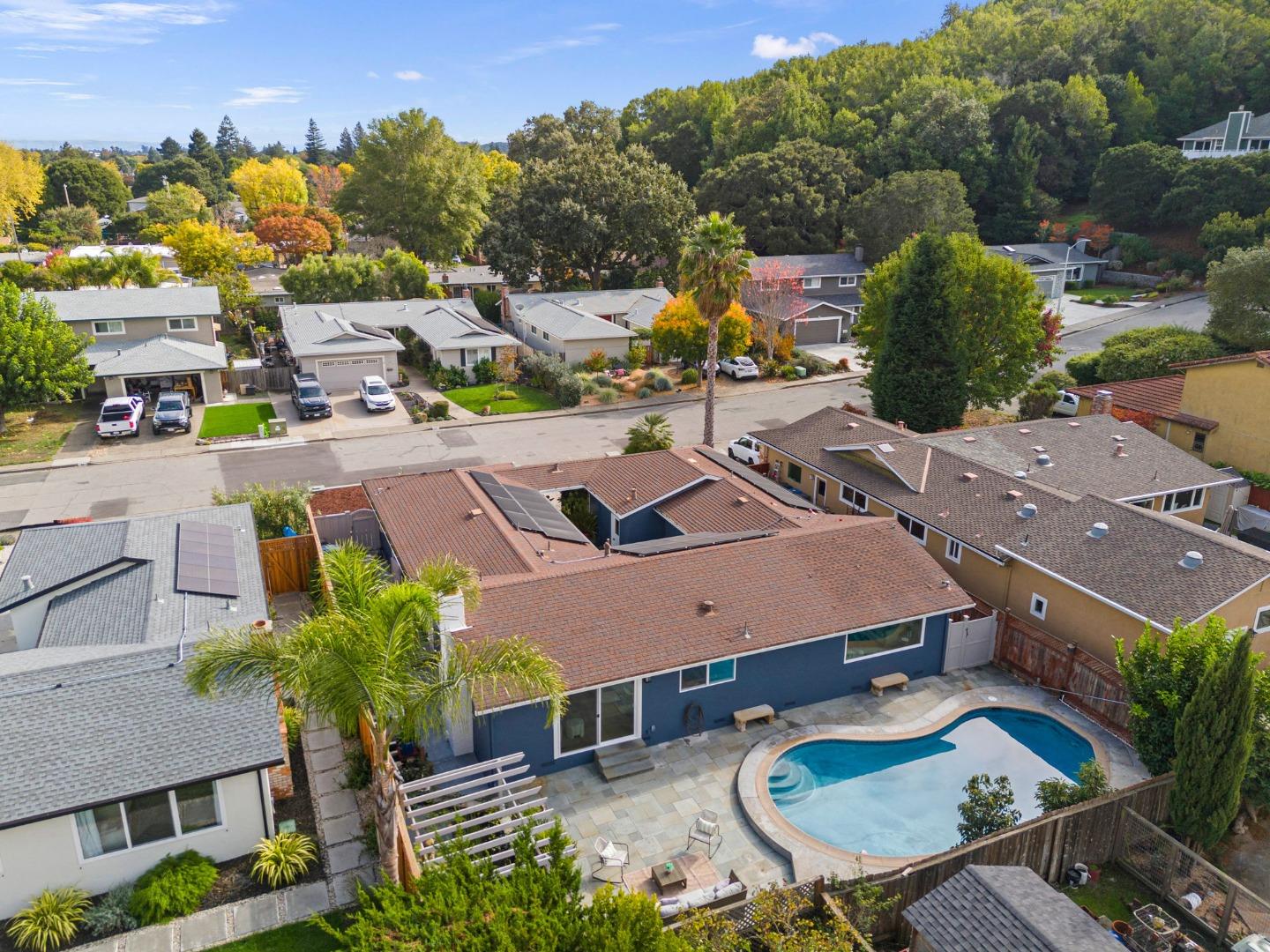 Detail Gallery Image 40 of 41 For 52 Leland Dr, Novato,  CA 94947 - 4 Beds | 2 Baths