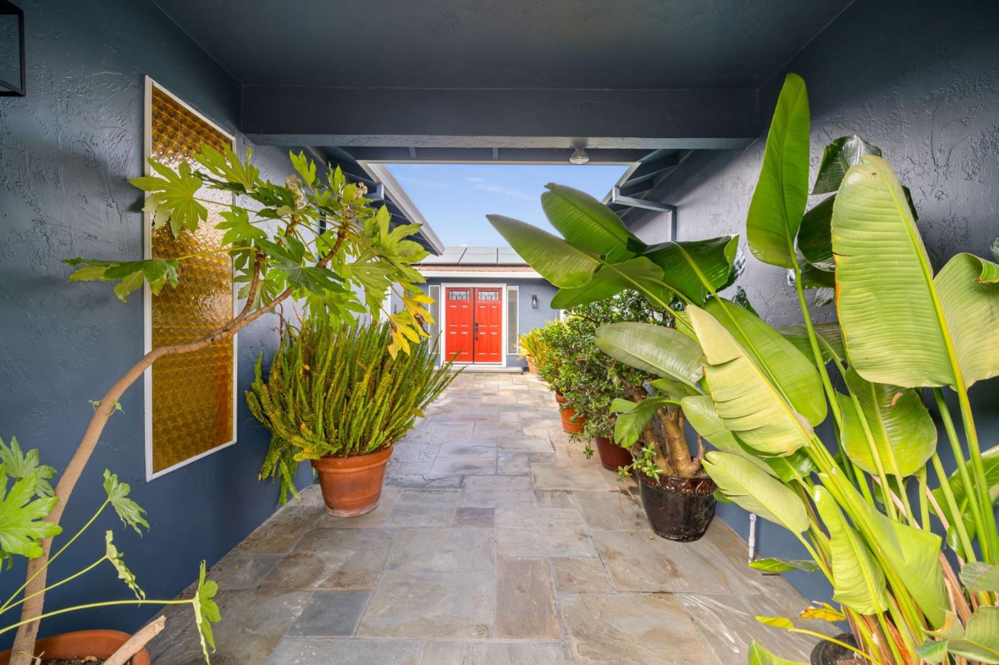 Detail Gallery Image 5 of 41 For 52 Leland Dr, Novato,  CA 94947 - 4 Beds | 2 Baths