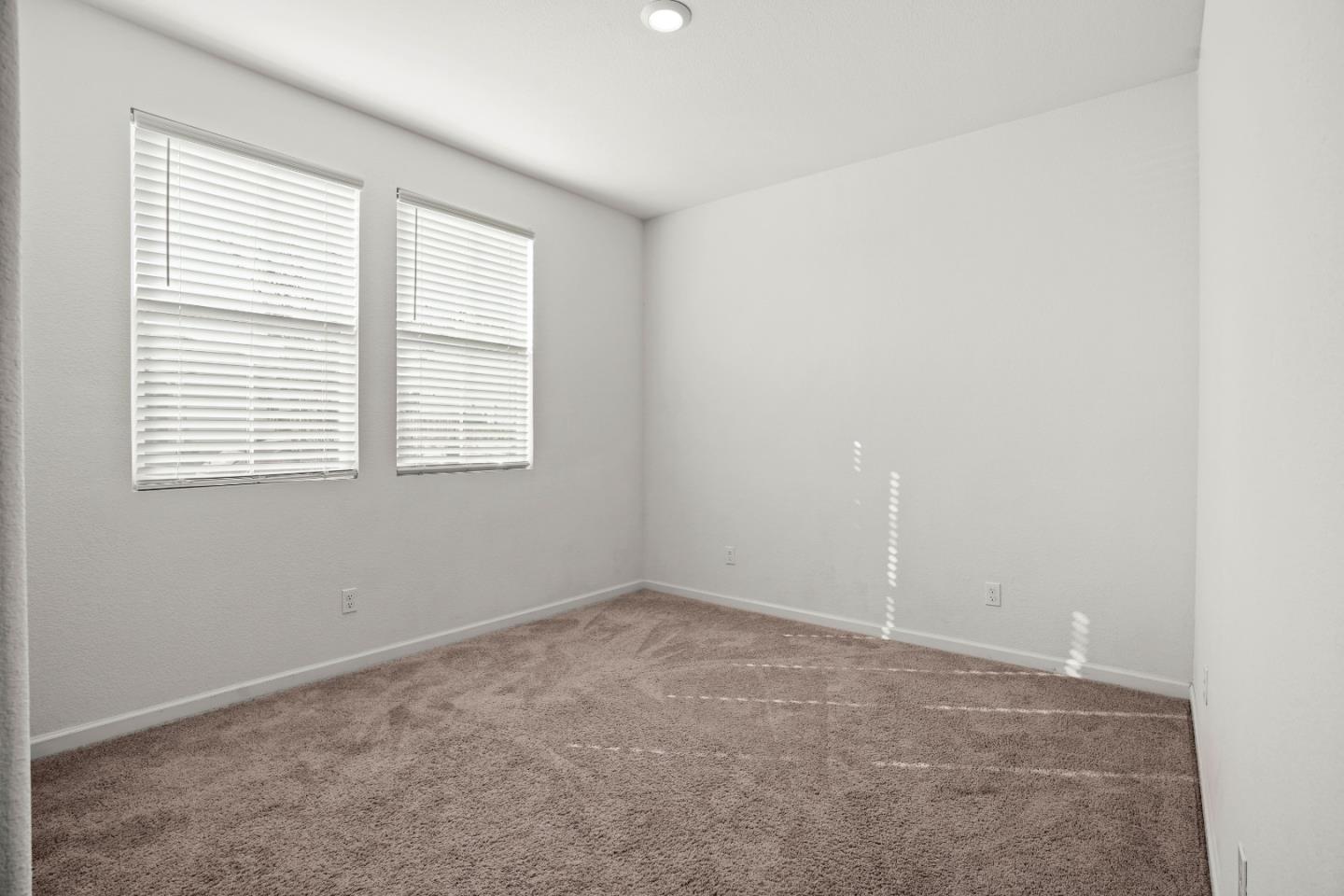 Detail Gallery Image 21 of 44 For 8189 Scrimshaw Way, Sacramento,  CA 95829 - 3 Beds | 2 Baths