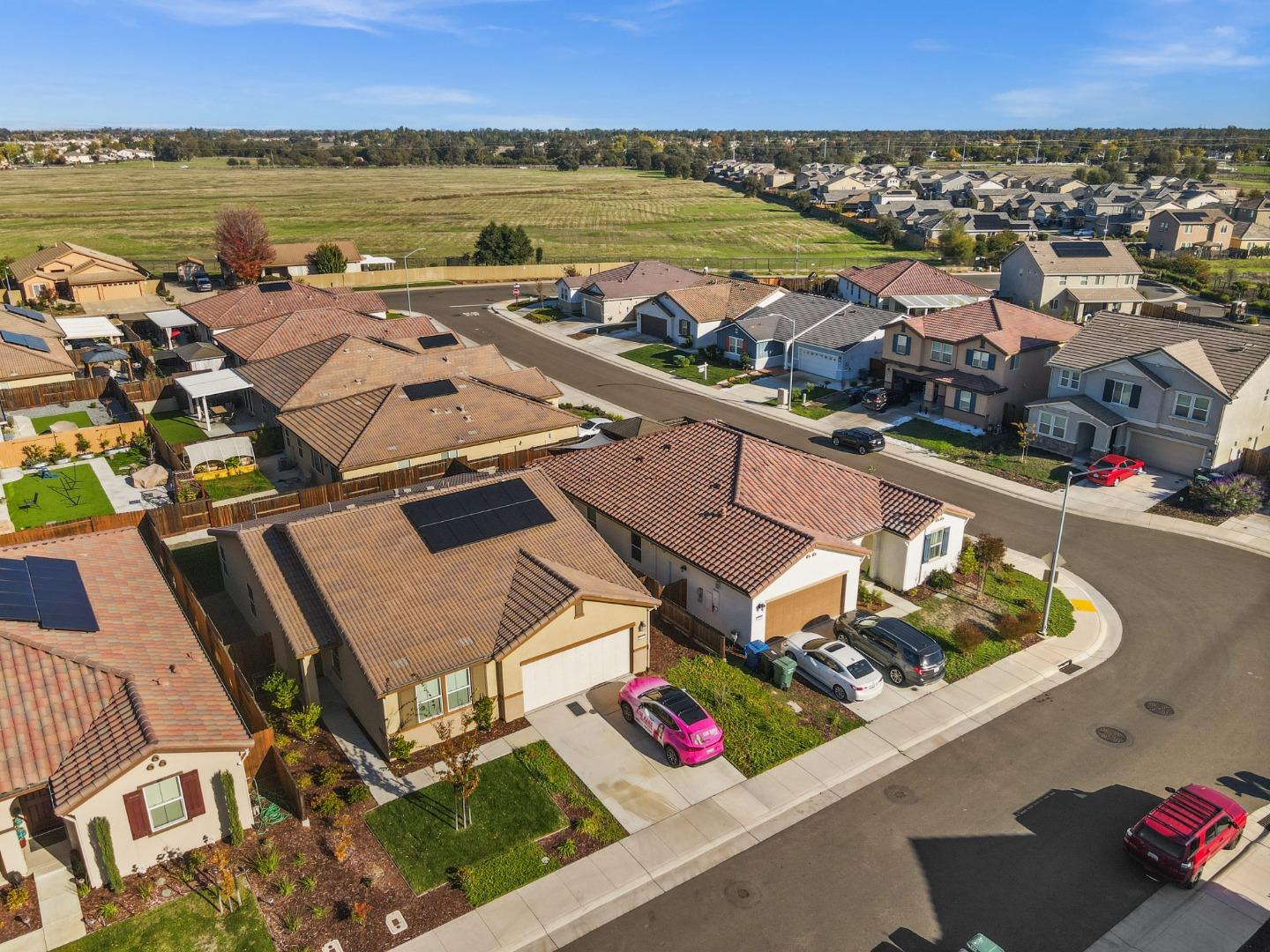 Detail Gallery Image 40 of 44 For 8189 Scrimshaw Way, Sacramento,  CA 95829 - 3 Beds | 2 Baths