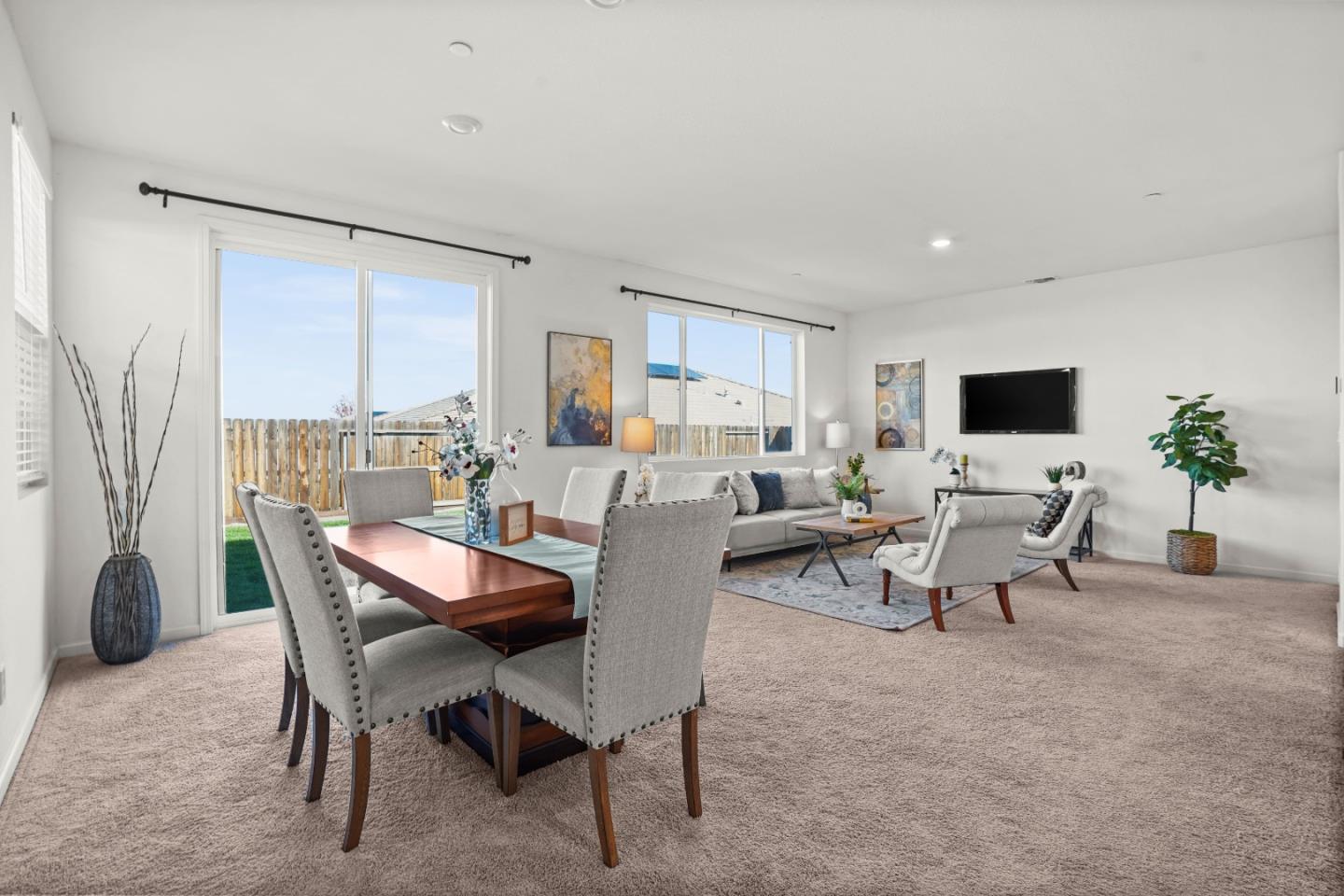 Detail Gallery Image 6 of 44 For 8189 Scrimshaw Way, Sacramento,  CA 95829 - 3 Beds | 2 Baths