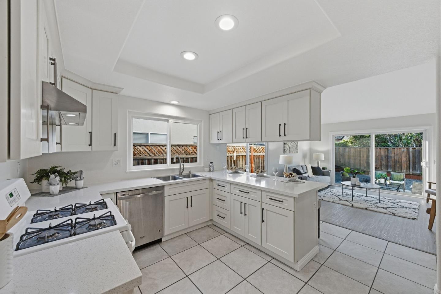 Detail Gallery Image 10 of 31 For 73 Grandwell Way, San Jose,  CA 95138 - 3 Beds | 2 Baths