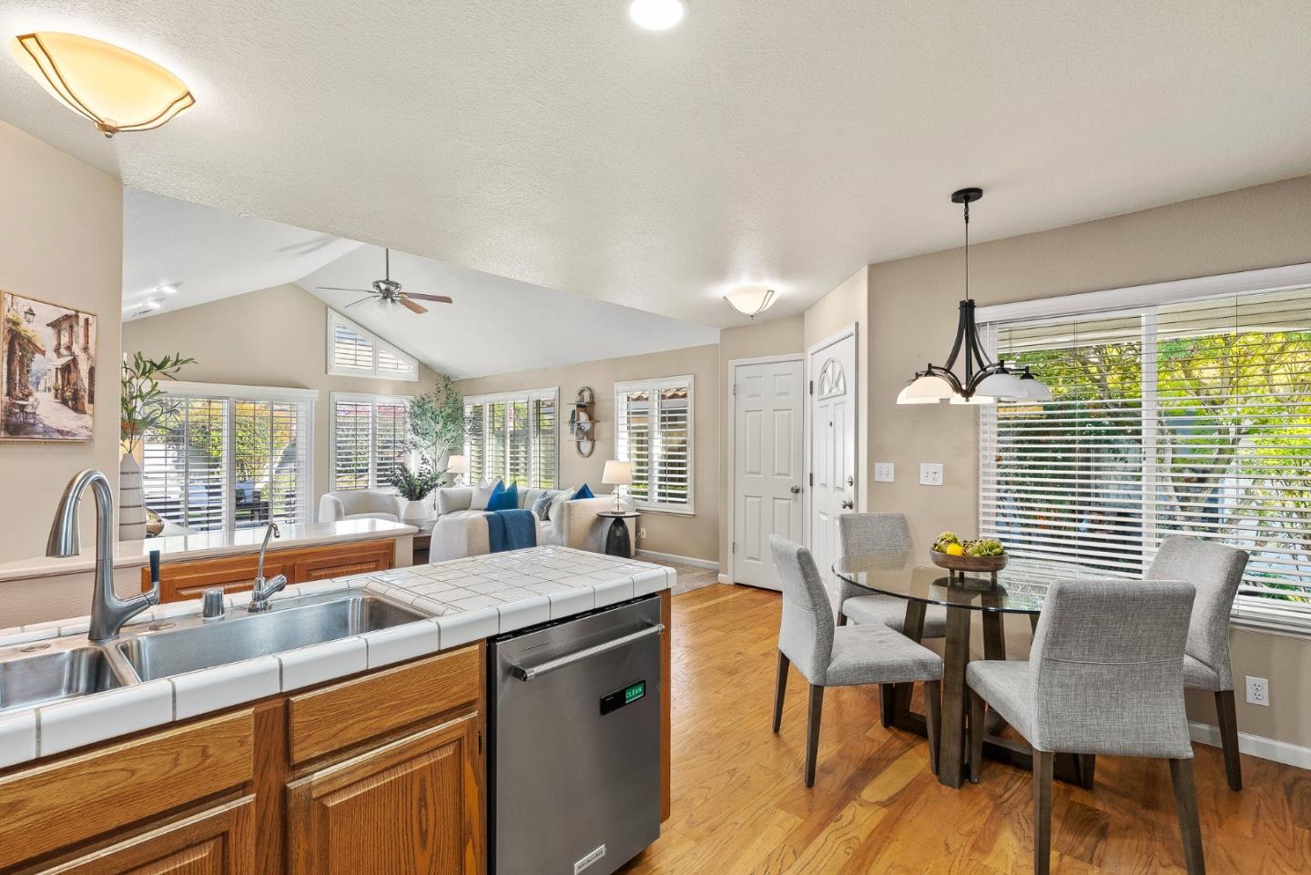 Detail Gallery Image 14 of 48 For 16950 Sugar Pine Dr, Morgan Hill,  CA 95037 - 2 Beds | 2 Baths