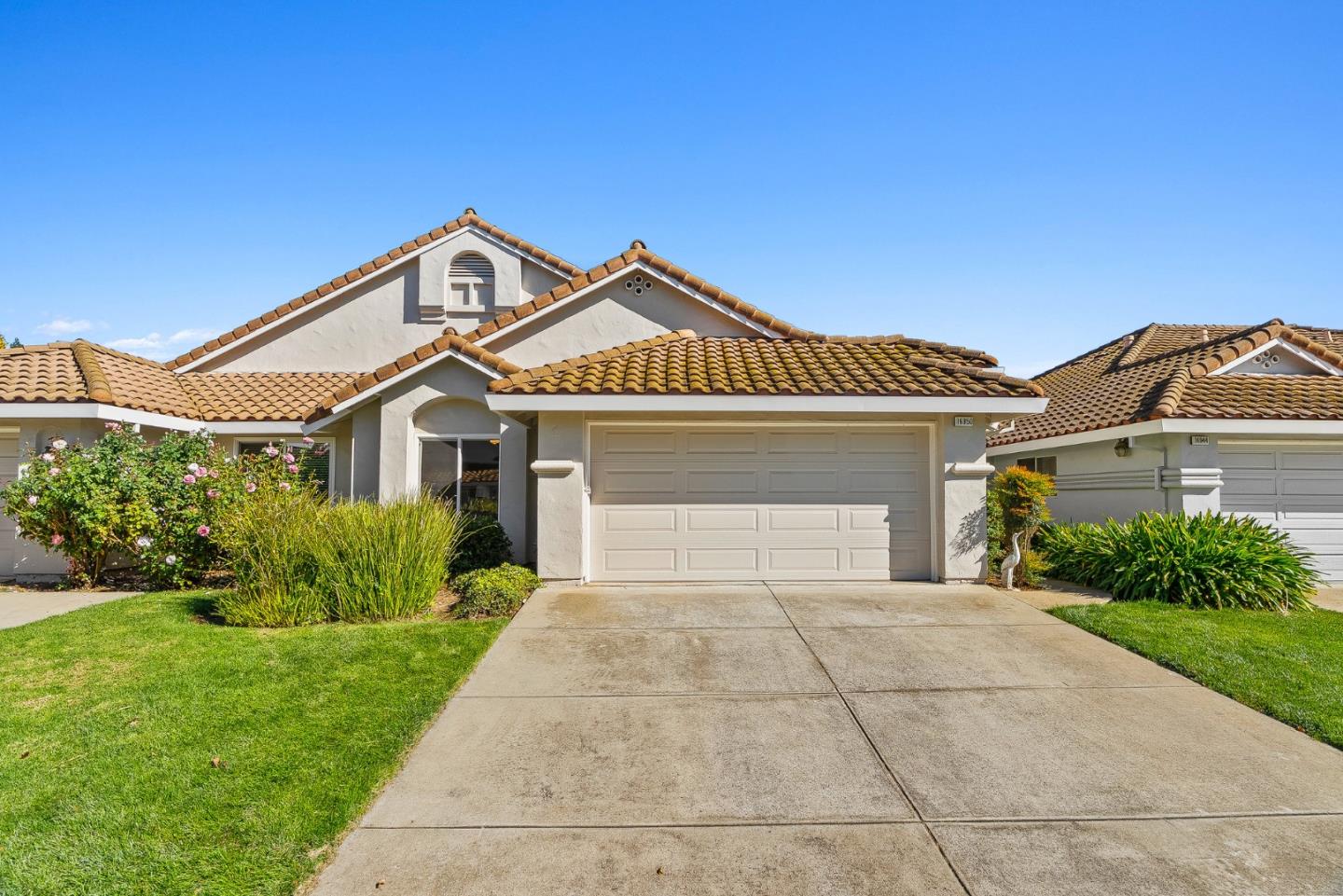 Detail Gallery Image 2 of 48 For 16950 Sugar Pine Dr, Morgan Hill,  CA 95037 - 2 Beds | 2 Baths