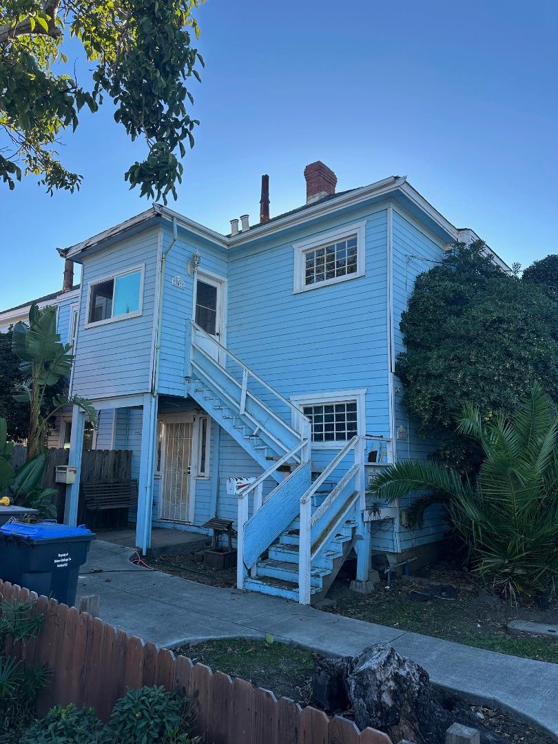 Detail Gallery Image 2 of 5 For 301 Sacramento St, Suisun City,  CA 94585 - 4 Beds | 2 Baths