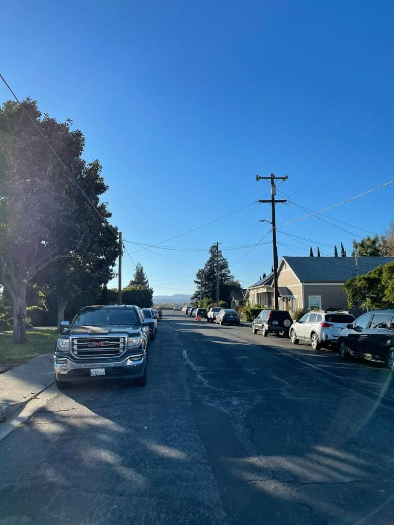 Detail Gallery Image 5 of 5 For 301 Sacramento St, Suisun City,  CA 94585 - 4 Beds | 2 Baths