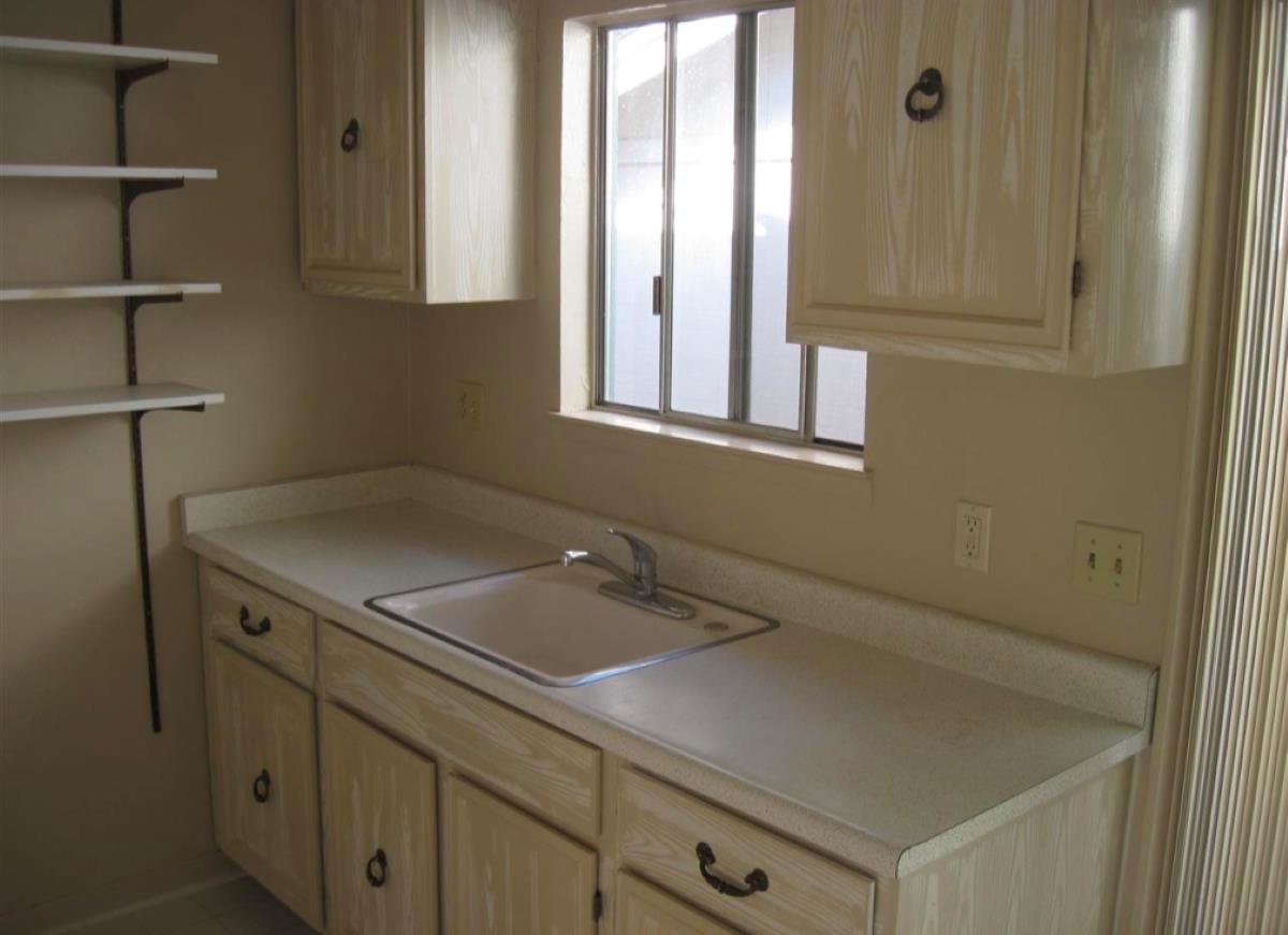 Detail Gallery Image 24 of 31 For 1844 Elm St, Livermore,  CA 94551 - 5 Beds | 2 Baths