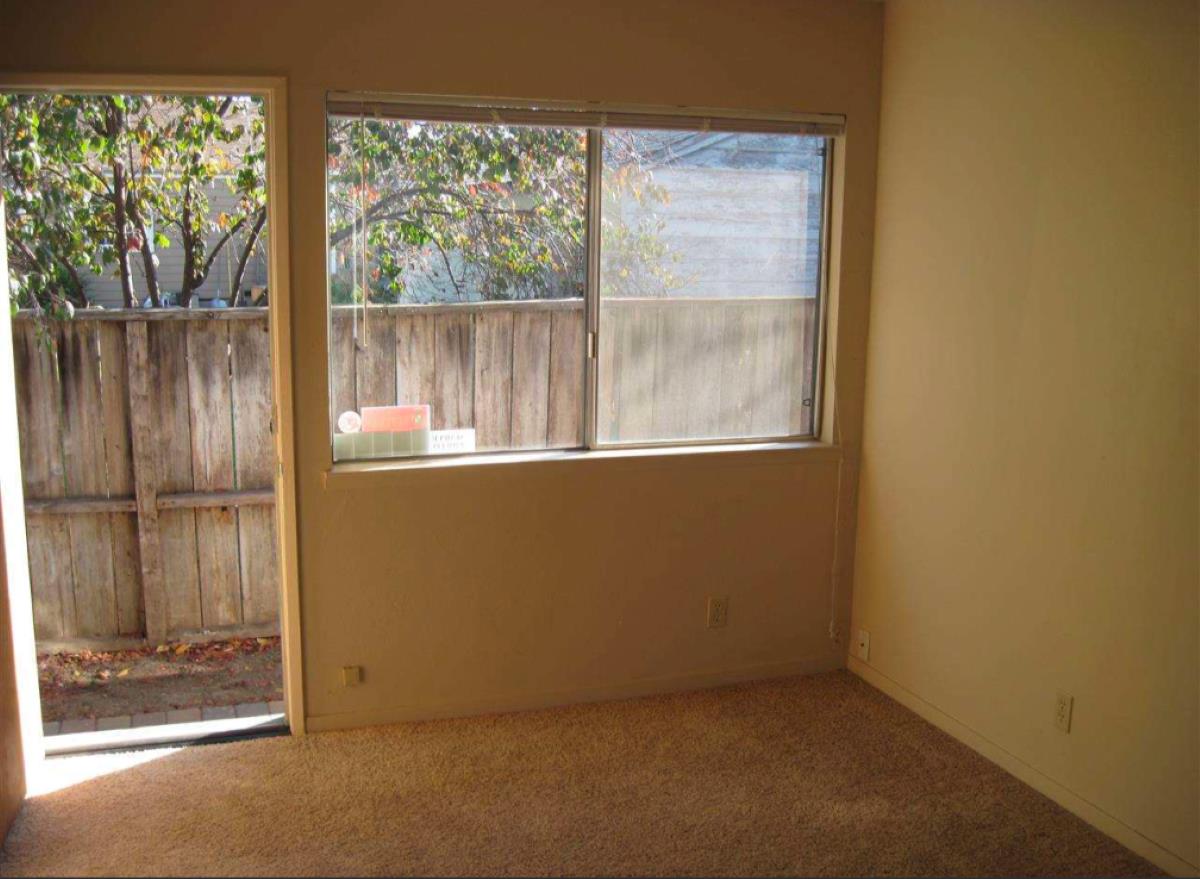 Detail Gallery Image 25 of 31 For 1844 Elm St, Livermore,  CA 94551 - 5 Beds | 2 Baths