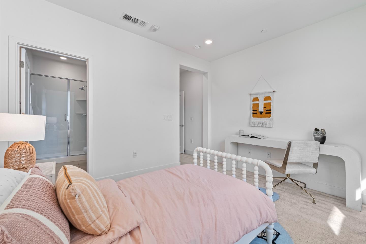 Detail Gallery Image 30 of 54 For 1087 Bigleaf Pl #105,  San Jose,  CA 95131 - 4 Beds | 4/1 Baths