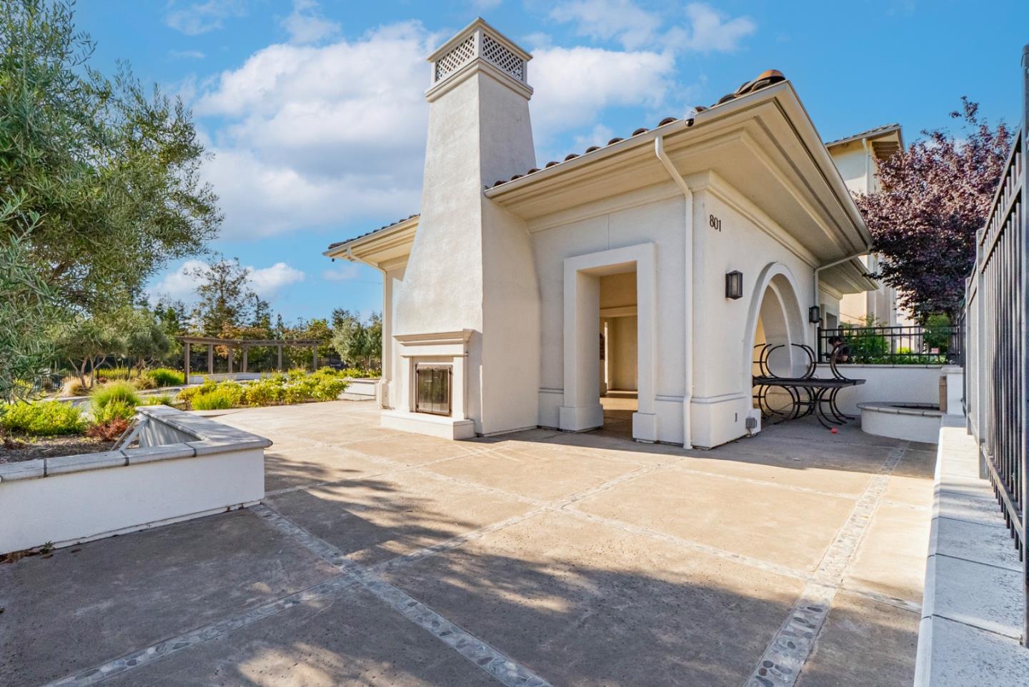 Detail Gallery Image 44 of 54 For 1087 Bigleaf Pl #105,  San Jose,  CA 95131 - 4 Beds | 4/1 Baths