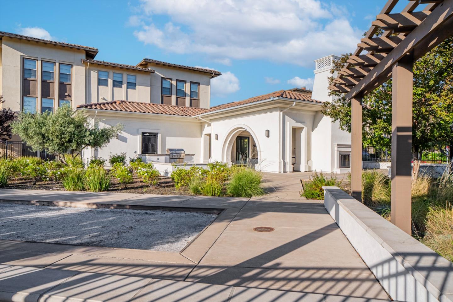 Detail Gallery Image 45 of 54 For 1087 Bigleaf Pl #105,  San Jose,  CA 95131 - 4 Beds | 4/1 Baths