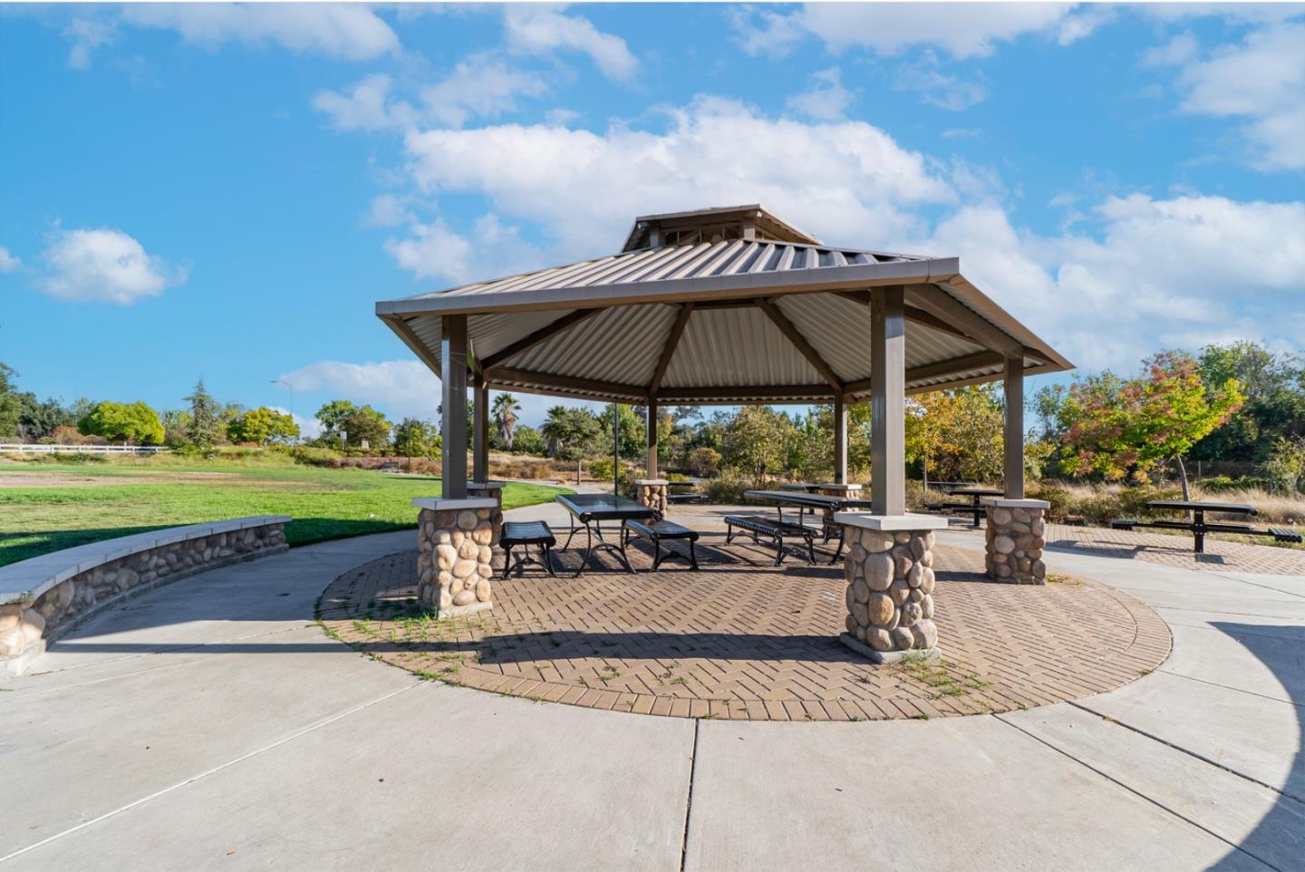 Detail Gallery Image 47 of 54 For 1087 Bigleaf Pl #105,  San Jose,  CA 95131 - 4 Beds | 4/1 Baths