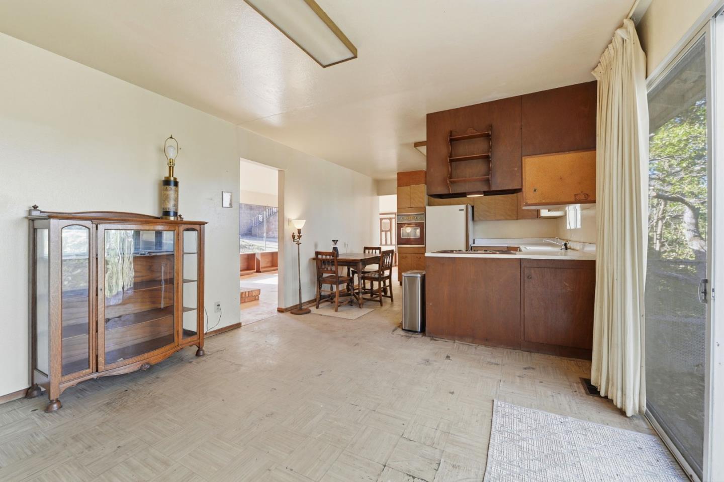 Detail Gallery Image 10 of 47 For 3915 Kingridge Dr, San Mateo,  CA 94403 - 3 Beds | 2 Baths