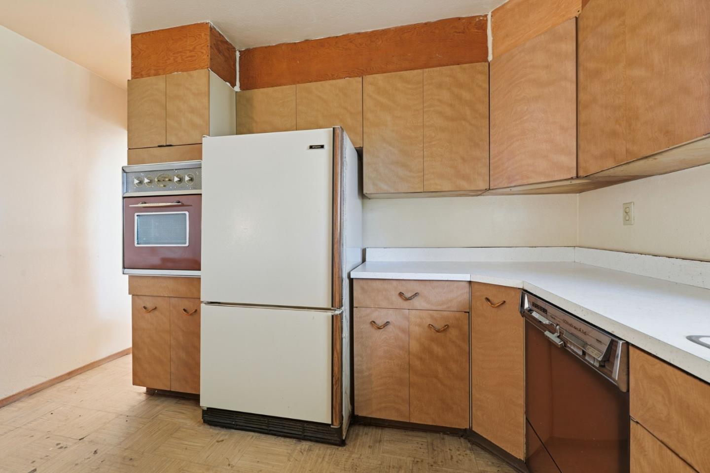 Detail Gallery Image 12 of 47 For 3915 Kingridge Dr, San Mateo,  CA 94403 - 3 Beds | 2 Baths