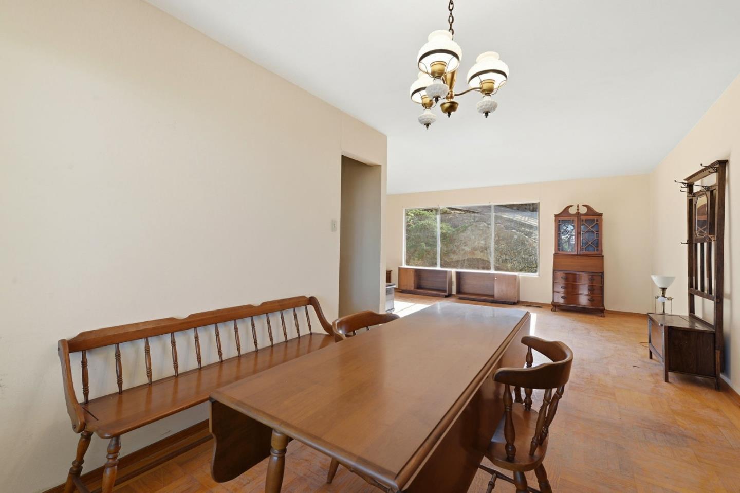 Detail Gallery Image 18 of 47 For 3915 Kingridge Dr, San Mateo,  CA 94403 - 3 Beds | 2 Baths