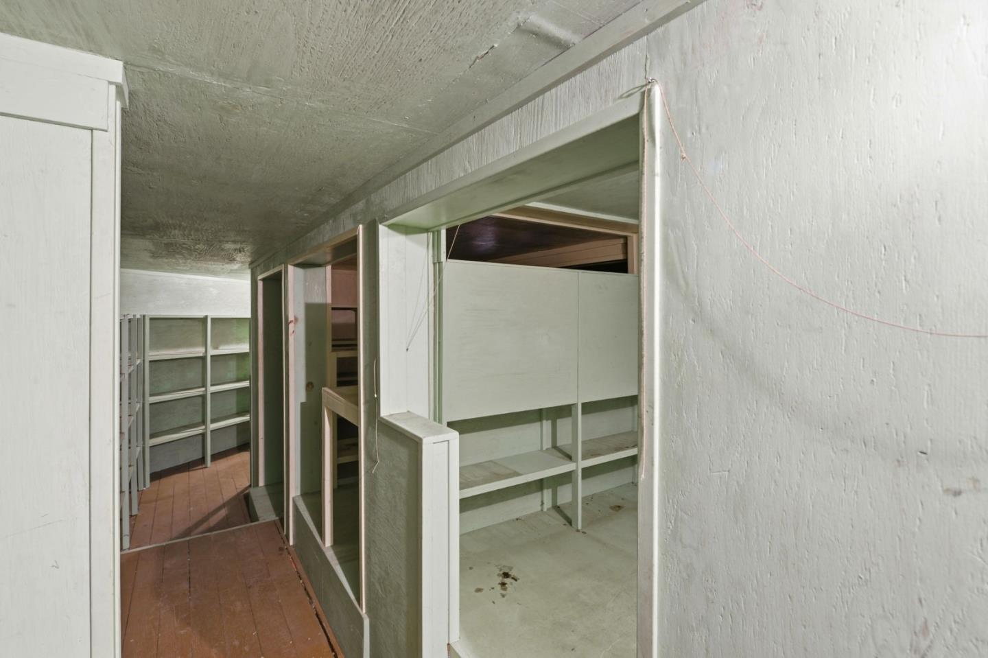 Detail Gallery Image 35 of 47 For 3915 Kingridge Dr, San Mateo,  CA 94403 - 3 Beds | 2 Baths