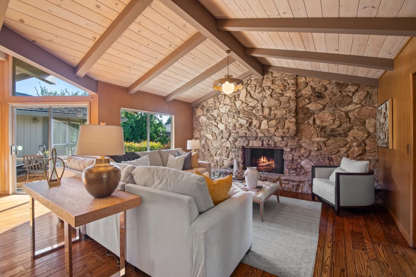 Detail Gallery Image 16 of 35 For 2139 Cedarwood Ln, San Jose,  CA 95125 - 5 Beds | 2/2 Baths