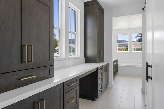 Detail Gallery Image 8 of 13 For 7384 Ailes Ct #HOMESITE 11,  Gilroy,  CA 95020 - 5 Beds | 4/1 Baths
