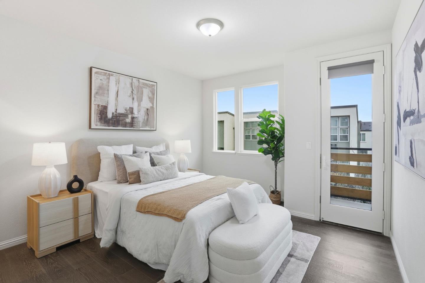 Detail Gallery Image 14 of 33 For 2051 Mahuron Cir, San Jose,  CA 95133 - 4 Beds | 3 Baths