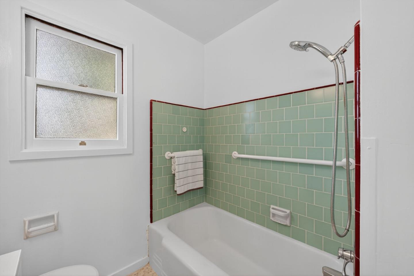Detail Gallery Image 25 of 41 For 876 Sunset Dr, Santa Clara,  CA 95050 - 3 Beds | 1 Baths