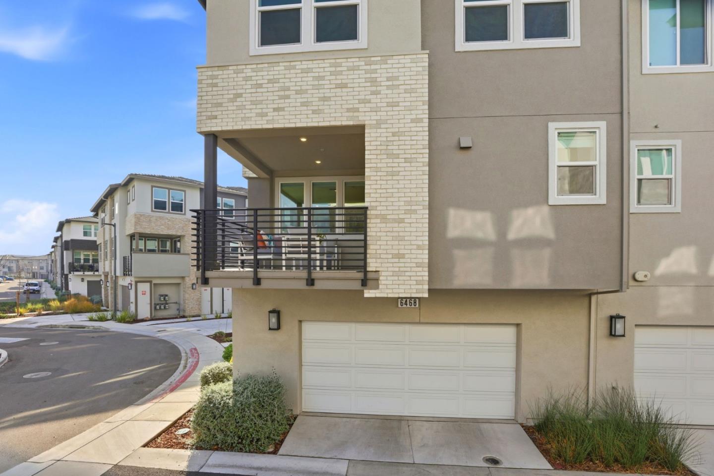 Detail Gallery Image 27 of 32 For 6468 Rosebay Ct, Dublin,  CA 94568 - 3 Beds | 2/1 Baths