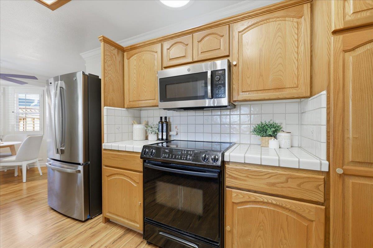 Detail Gallery Image 18 of 68 For 1592 Wawona Dr, San Jose,  CA 95125 - 3 Beds | 2/1 Baths