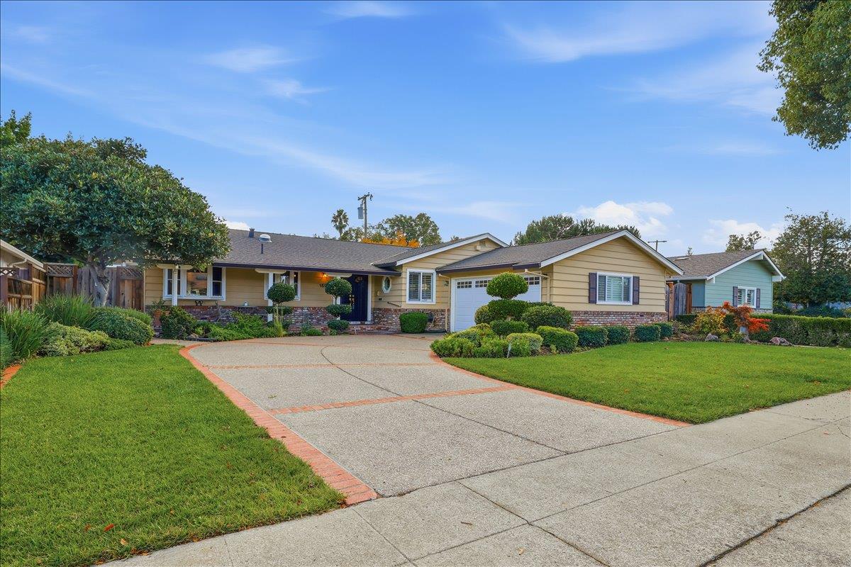 Detail Gallery Image 2 of 68 For 1592 Wawona Dr, San Jose,  CA 95125 - 3 Beds | 2/1 Baths