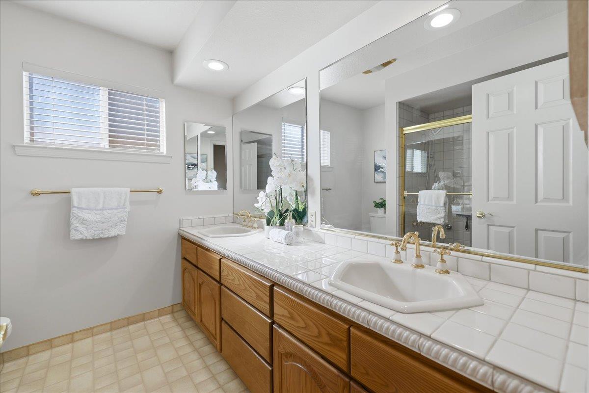 Detail Gallery Image 48 of 68 For 1592 Wawona Dr, San Jose,  CA 95125 - 3 Beds | 2/1 Baths