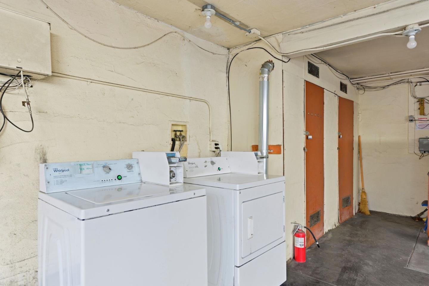 Detail Gallery Image 5 of 63 For 840 El Camino Real, Millbrae,  CA 94030 - – Beds | – Baths