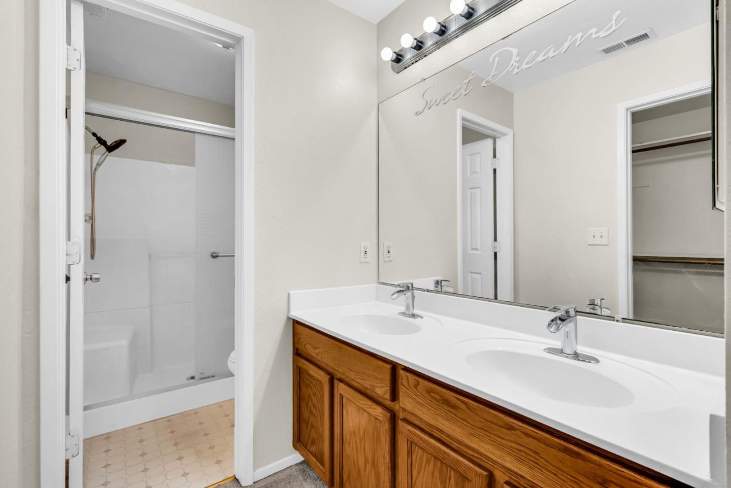 Detail Gallery Image 11 of 20 For 4863 Bayside Way, Oakley,  CA 94561 - 3 Beds | 2/1 Baths