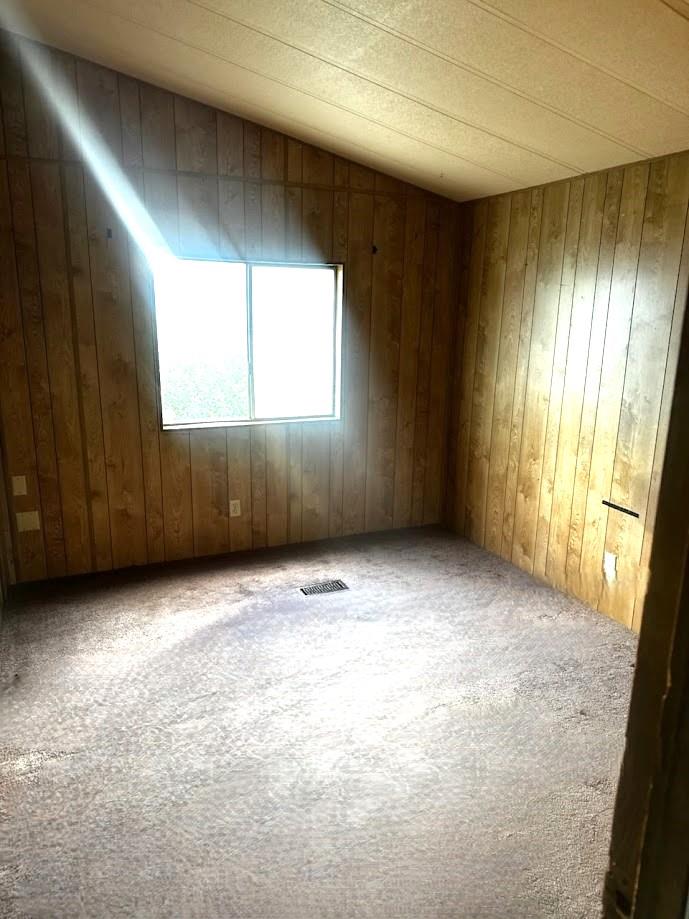 Detail Gallery Image 3 of 5 For 610 E Pine Ave #17,  Lompoc,  CA 93436 - 2 Beds | 2 Baths