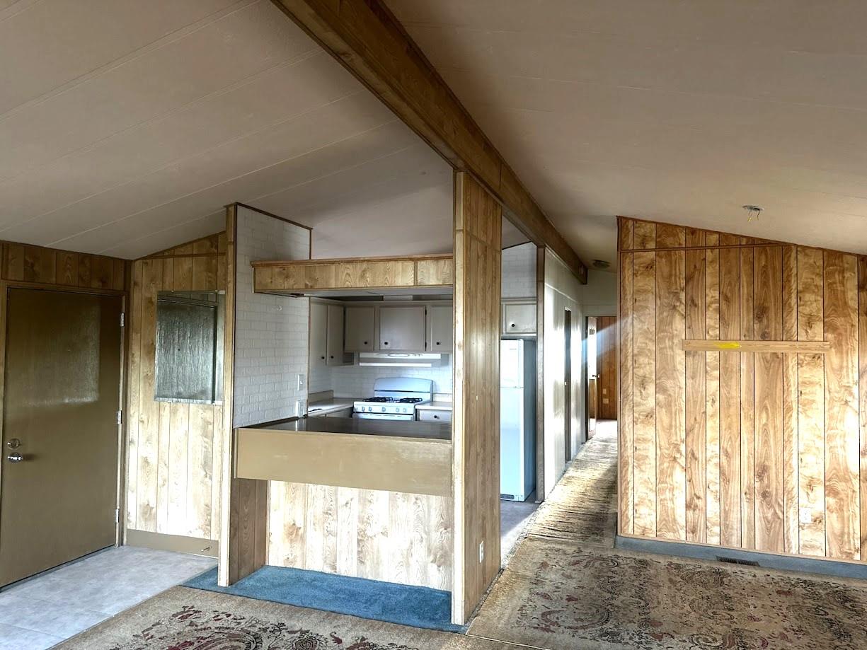 Detail Gallery Image 5 of 5 For 610 E Pine Ave #17,  Lompoc,  CA 93436 - 2 Beds | 2 Baths