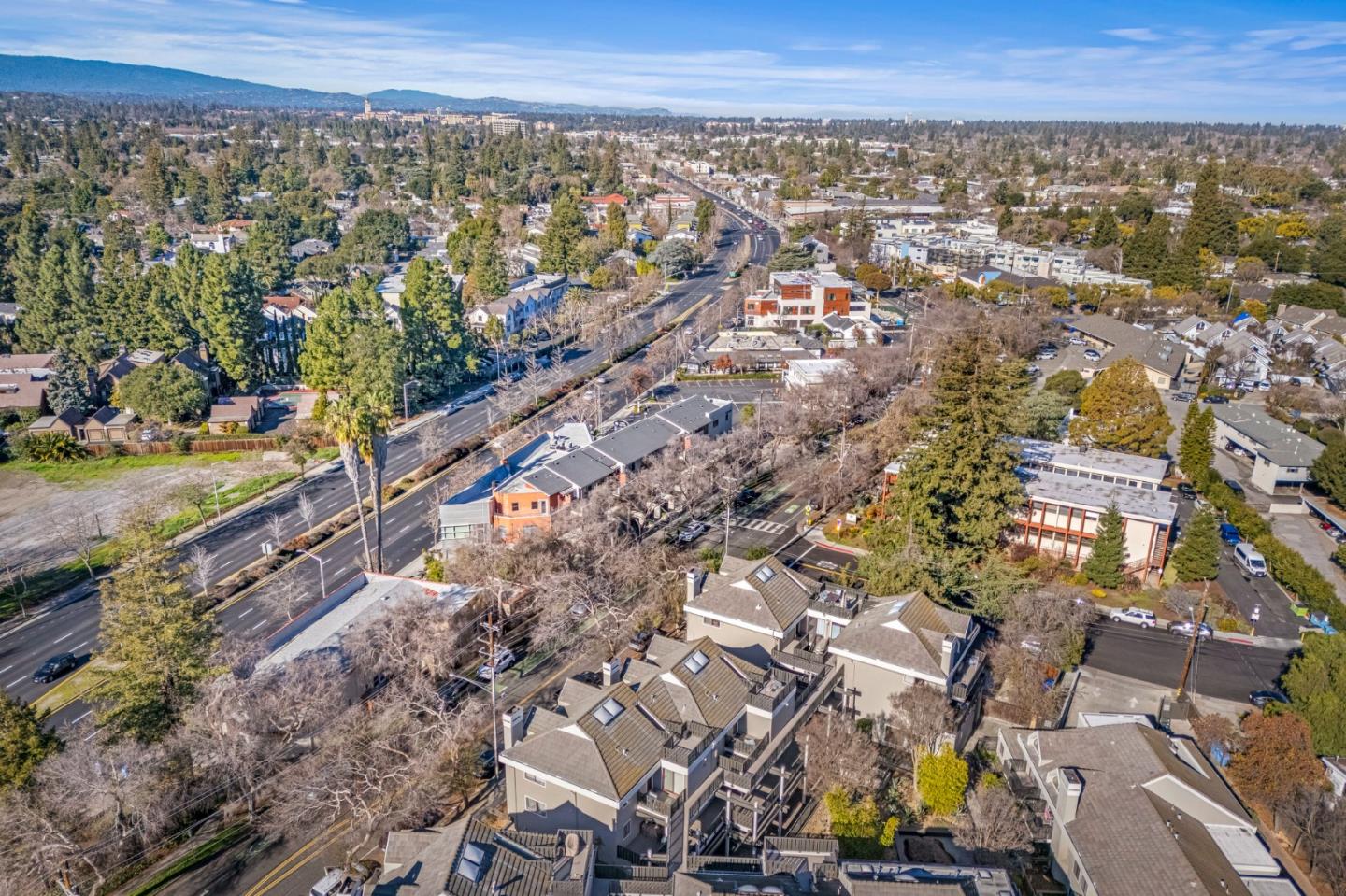 Detail Gallery Image 11 of 15 For 4149 El Camino Way a,  Palo Alto,  CA 94306 - – Beds | – Baths