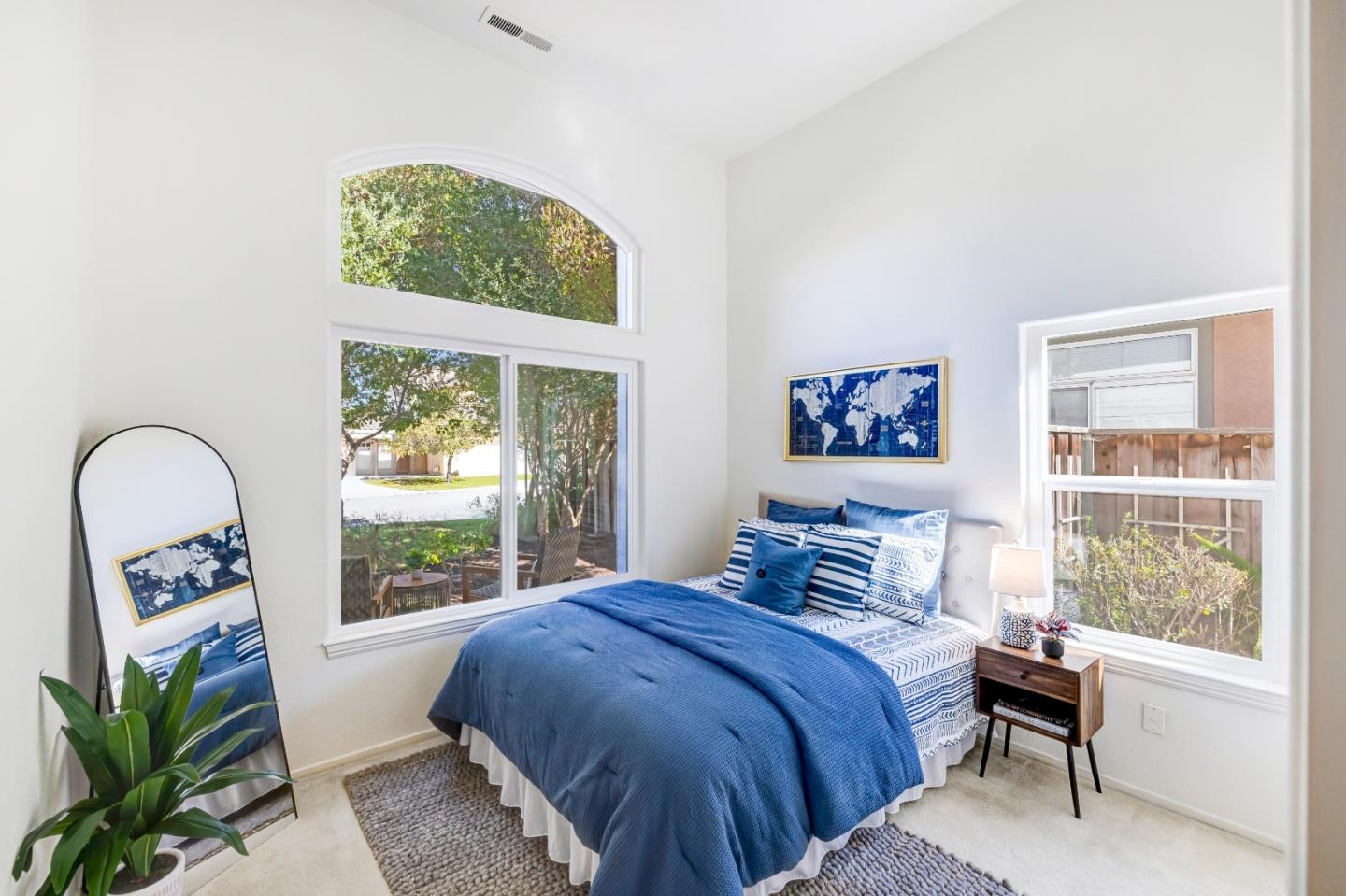 Detail Gallery Image 12 of 15 For 17602 Winding Creek Rd, Salinas,  CA 93908 - 3 Beds | 2 Baths