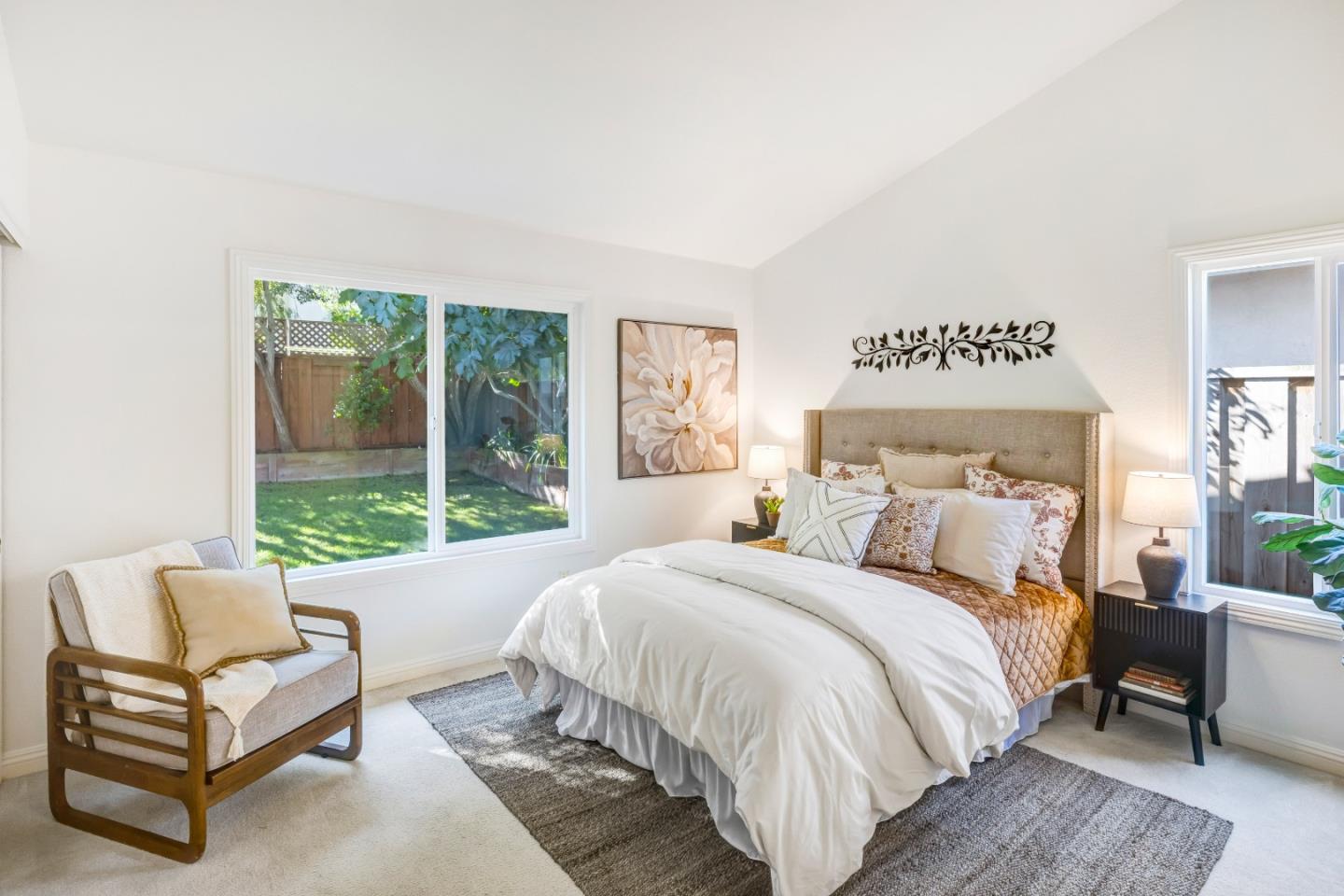 Detail Gallery Image 9 of 15 For 17602 Winding Creek Rd, Salinas,  CA 93908 - 3 Beds | 2 Baths