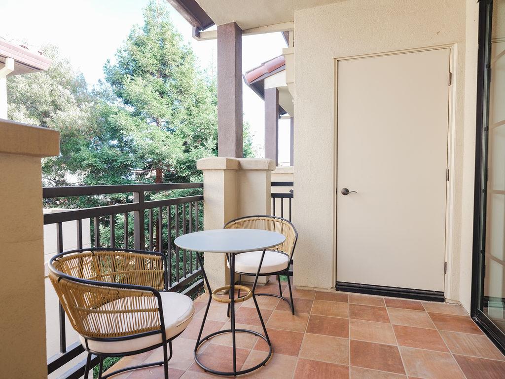 Detail Gallery Image 15 of 16 For 633 Elm St #406,  San Carlos,  CA 94070 - 1 Beds | 1 Baths