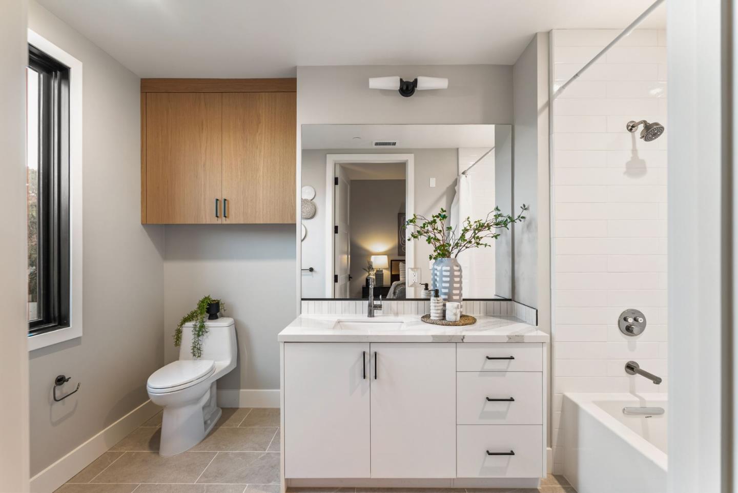 Detail Gallery Image 27 of 53 For 229 Hope St, Mountain View,  CA 94041 - 3 Beds | 3/1 Baths