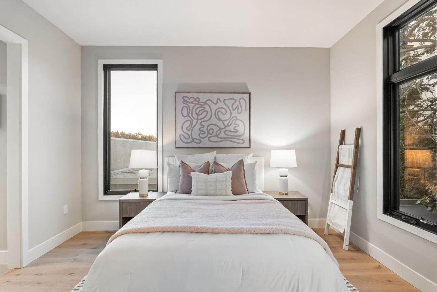 Detail Gallery Image 31 of 53 For 229 Hope St, Mountain View,  CA 94041 - 3 Beds | 3/1 Baths