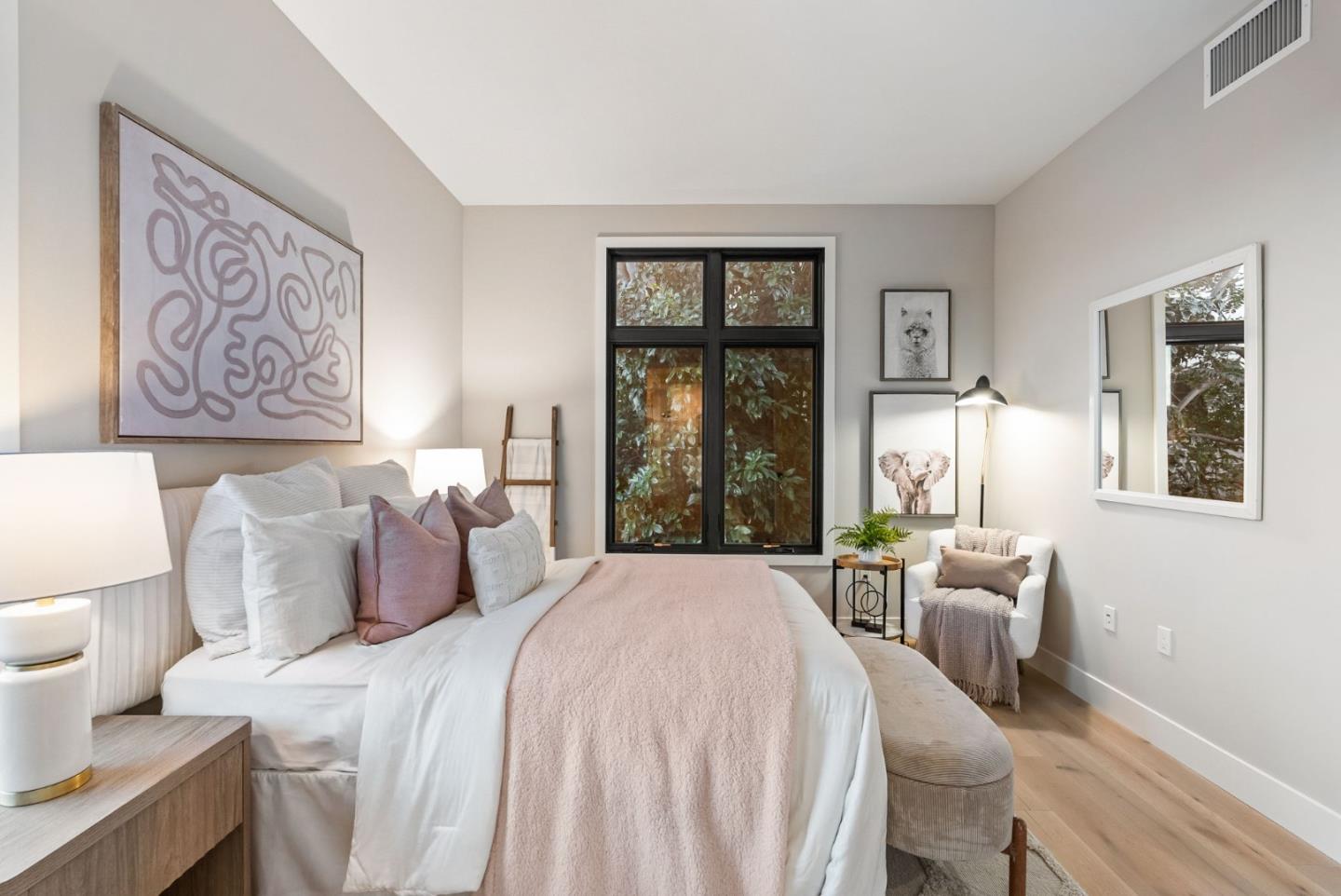 Detail Gallery Image 37 of 53 For 229 Hope St, Mountain View,  CA 94041 - 3 Beds | 3/1 Baths