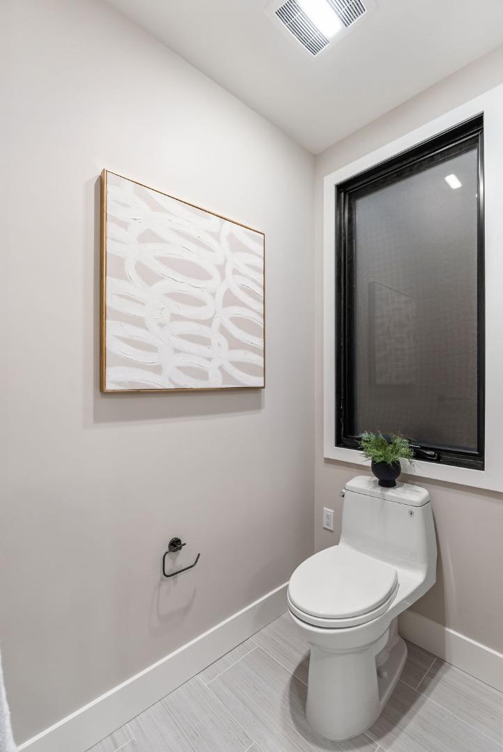 Detail Gallery Image 46 of 53 For 229 Hope St, Mountain View,  CA 94041 - 3 Beds | 3/1 Baths