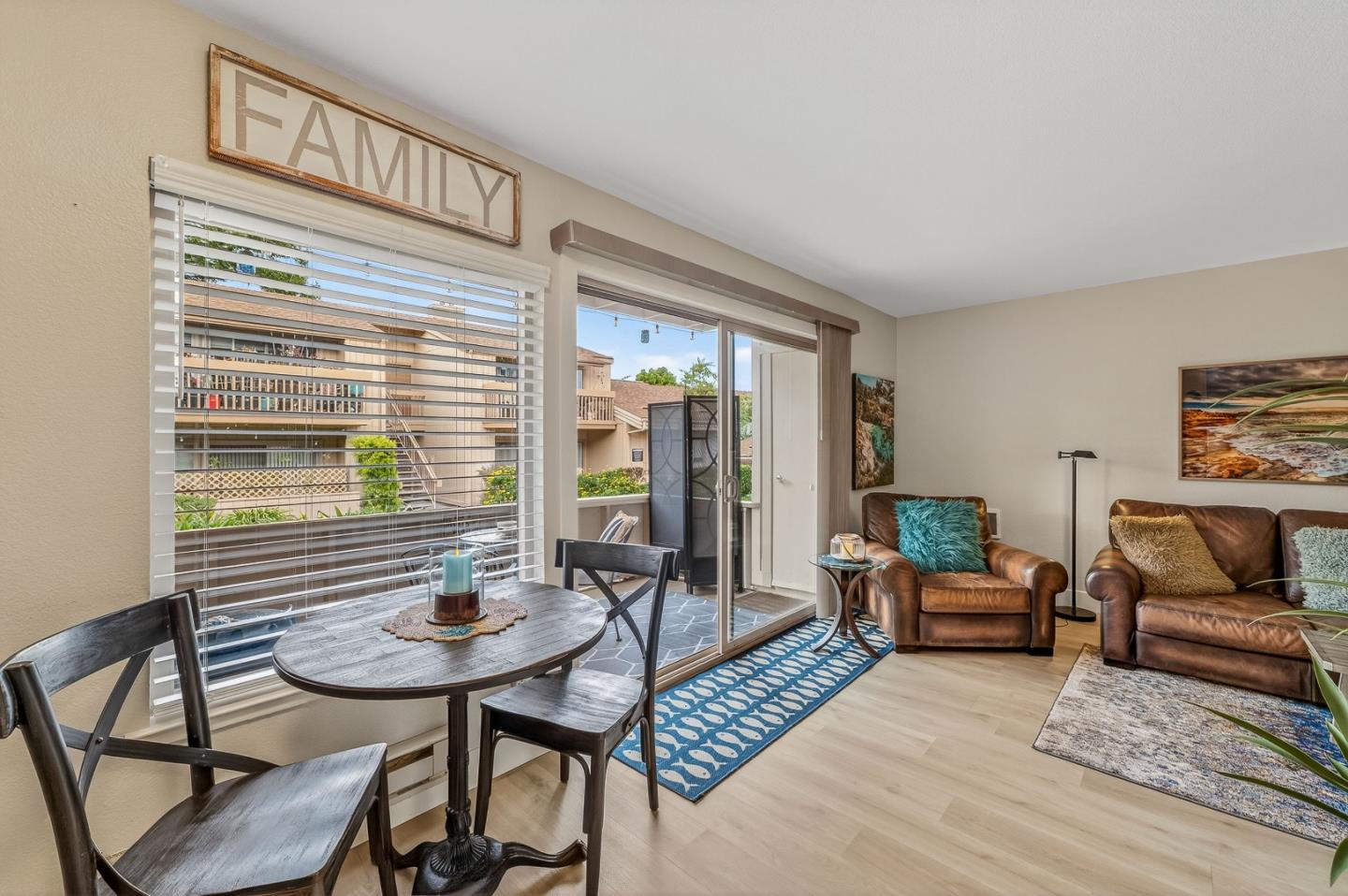 Detail Gallery Image 9 of 30 For 300 Glenwood Cir #159,  Monterey,  CA 93940 - 1 Beds | 1 Baths