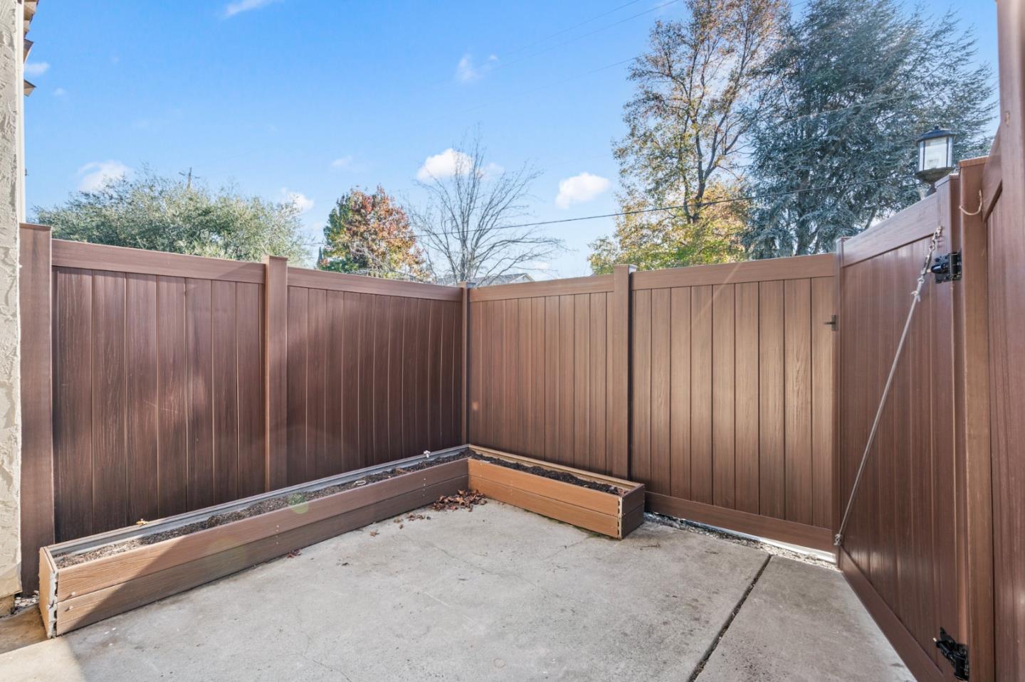 Detail Gallery Image 28 of 33 For 134 Hackamore Ln, Fremont,  CA 94539 - 2 Beds | 2 Baths