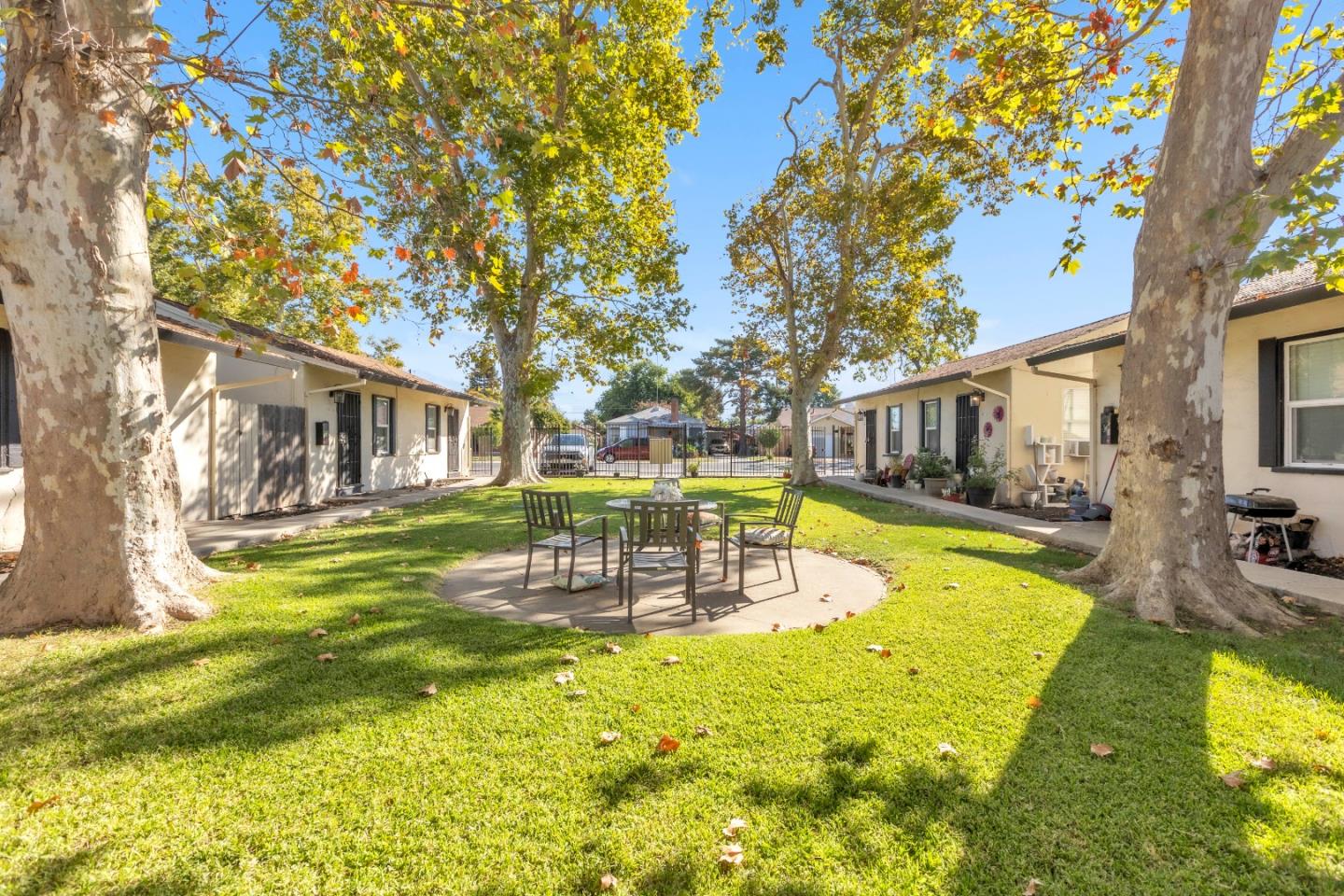 Detail Gallery Image 9 of 11 For 3723 Jasmine St, Sacramento,  CA 95838 - – Beds | – Baths