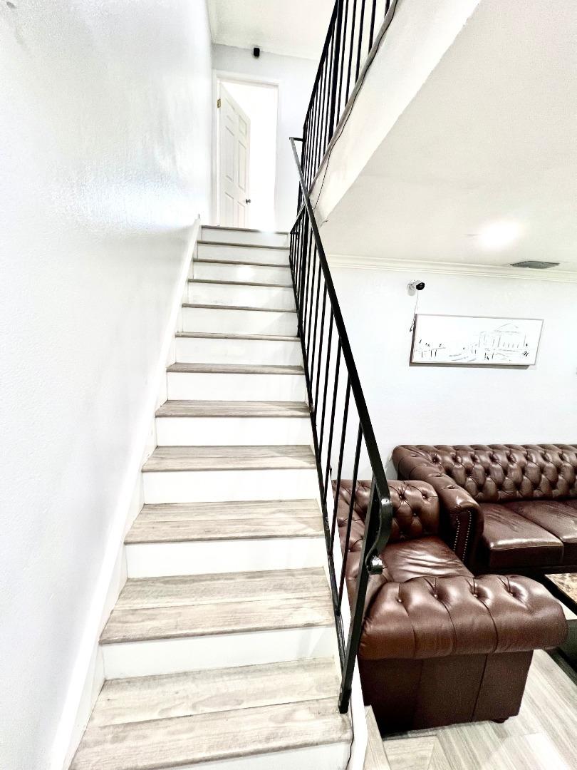 Detail Gallery Image 14 of 20 For 269 Orosi Way, San Jose,  CA 95116 - 4 Beds | 2/1 Baths