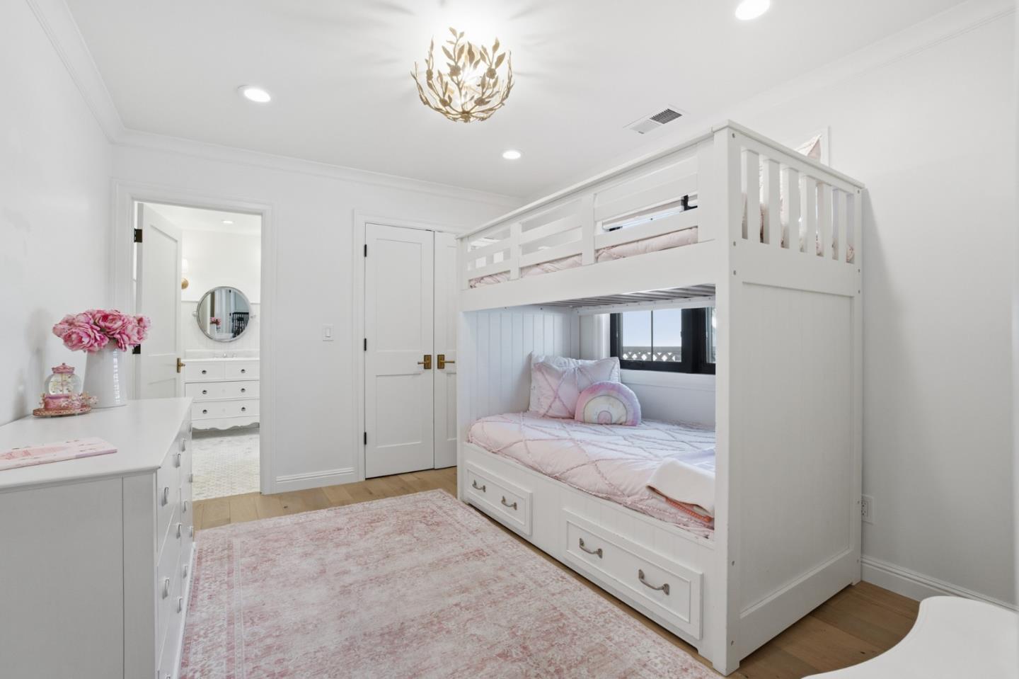 Detail Gallery Image 32 of 62 For 203 Santa Clara Ave, Redwood City,  CA 94061 - 3 Beds | 3 Baths