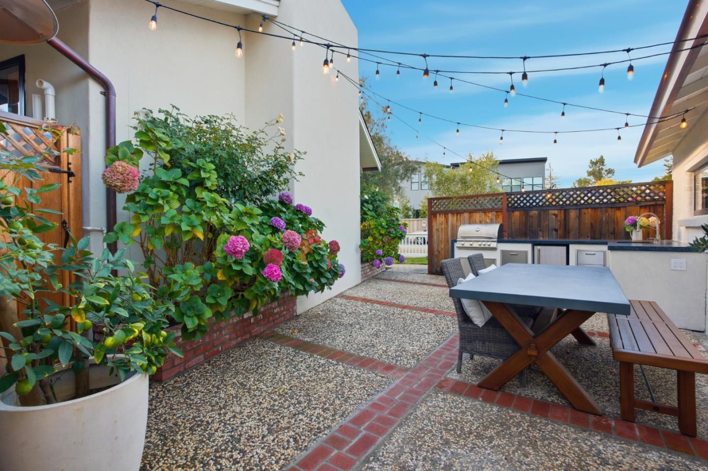 Detail Gallery Image 39 of 62 For 203 Santa Clara Ave, Redwood City,  CA 94061 - 3 Beds | 3 Baths