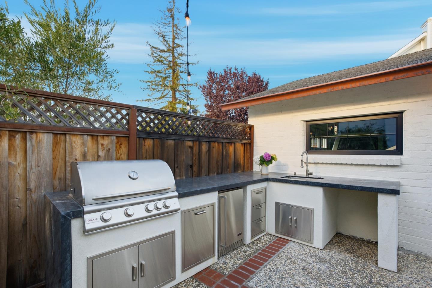 Detail Gallery Image 41 of 62 For 203 Santa Clara Ave, Redwood City,  CA 94061 - 3 Beds | 3 Baths